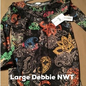 LuLaRoe Debbie. Large. NWT. Paisley
